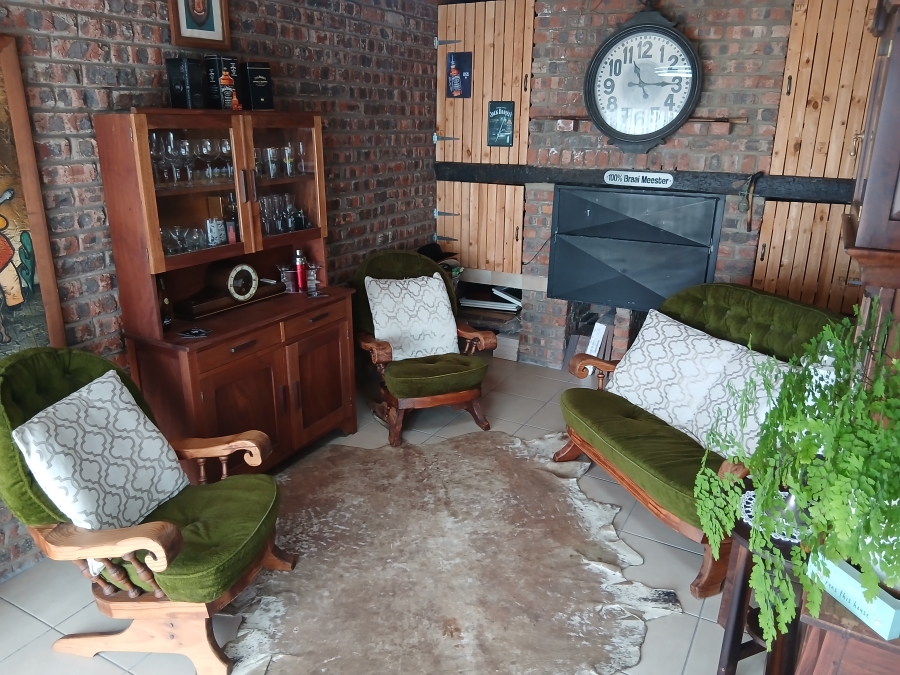 3 Bedroom Property for Sale in Wavecrest Eastern Cape